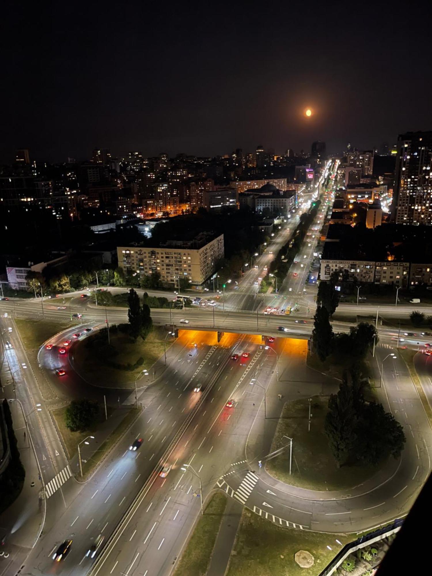 New Apart Lesi Ukrainky Blvd And Olimpiyska And Kreshchatyk And Manhattan City With Parking 基輔 外观 照片