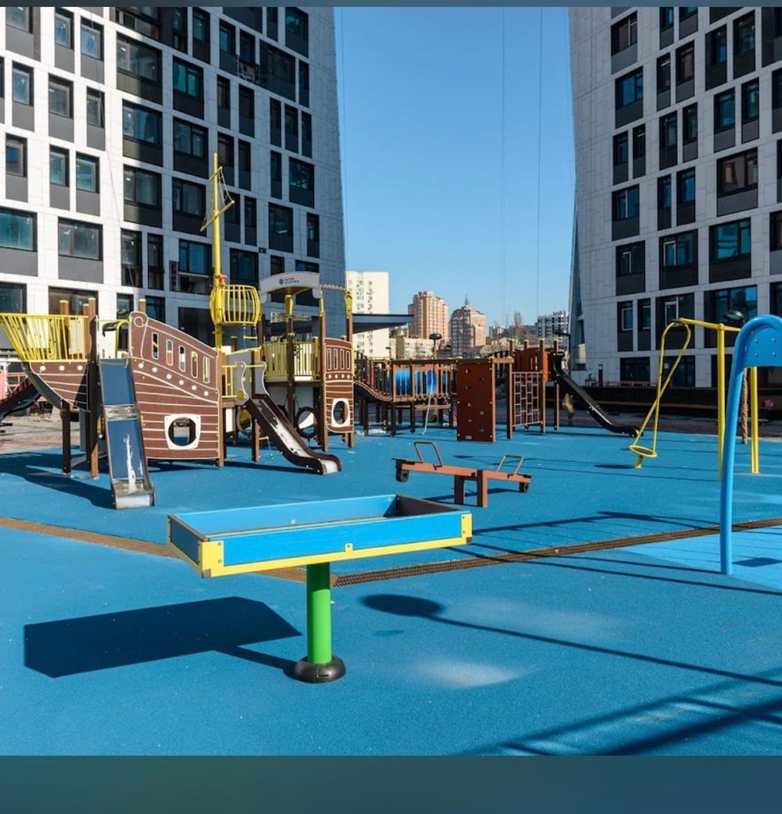 New Apart Lesi Ukrainky Blvd And Olimpiyska And Kreshchatyk And Manhattan City With Parking 基輔 外观 照片